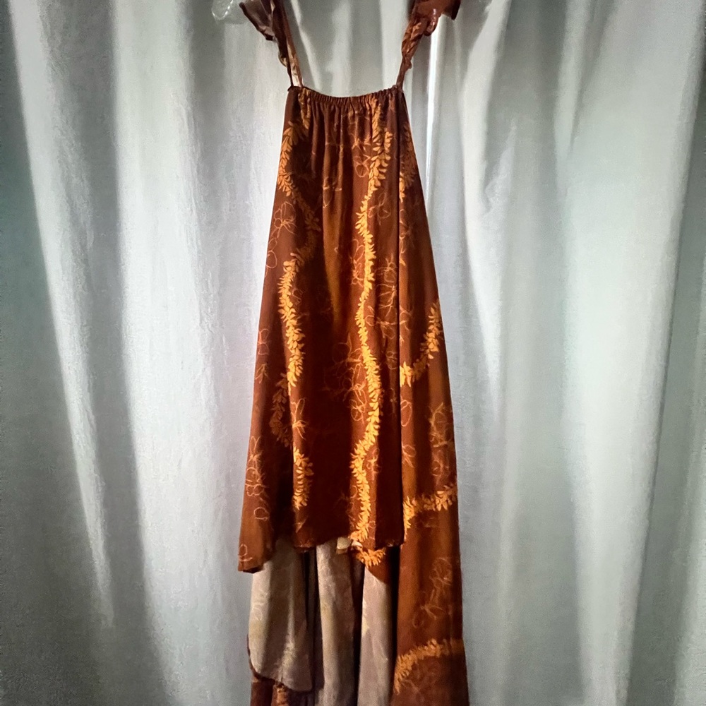 Lexbreezy Makamae Dress in Ginger Lei Mauve